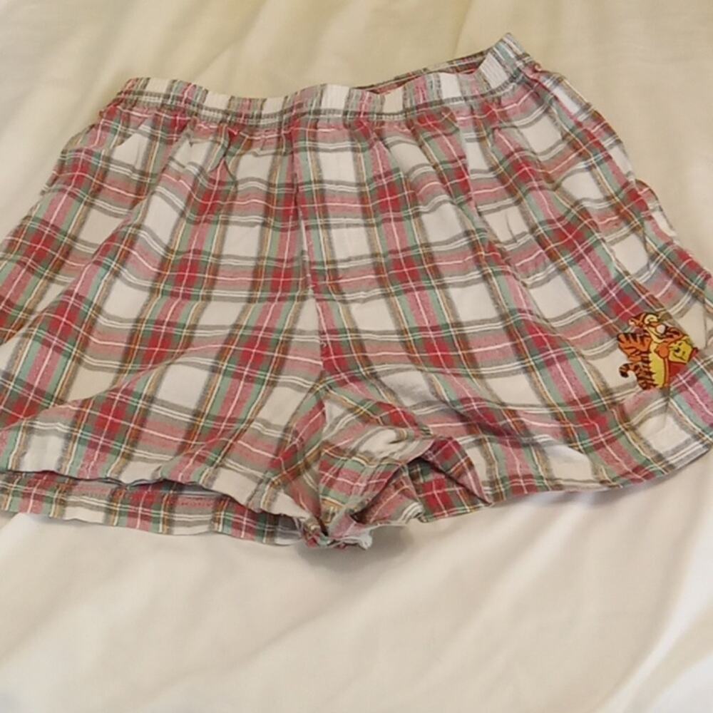 Disney POOH Women's plaid pullon Large shorts. Atleisure, Comfy, Casual.